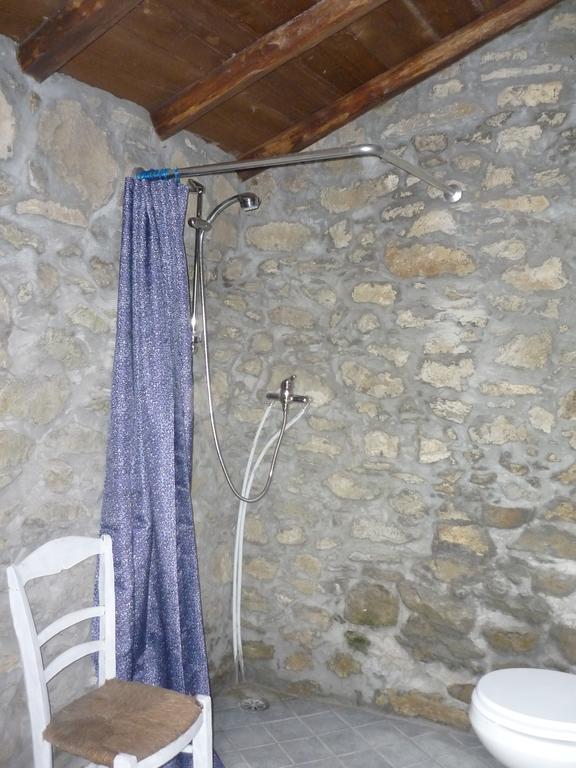 Micro-Cottage In Pietra La Ratatouille Dego Kamer foto