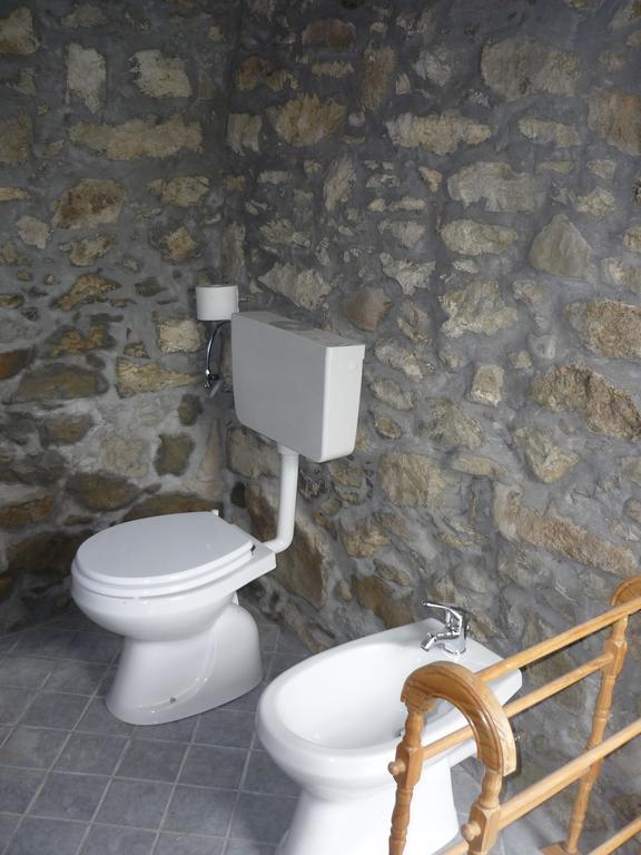 Micro-Cottage In Pietra La Ratatouille Dego Kamer foto